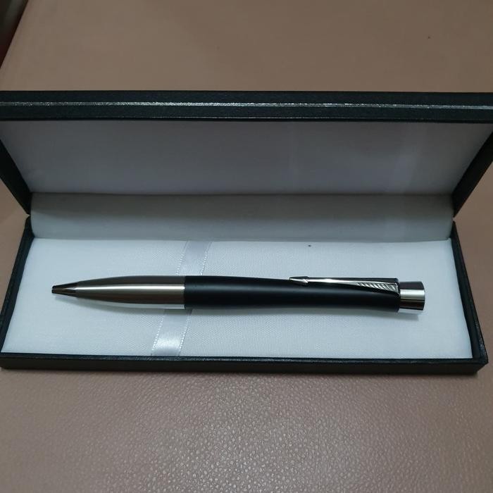 

Pulpen Promosi Eksklusif Parker Urban Ballpoint Klip Silver Inc Grafir best seller