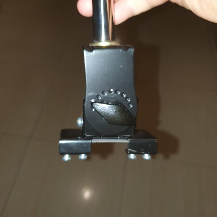 Tiang Mobil / Tiang Bendera / Tiang Kedutaan Terbatas