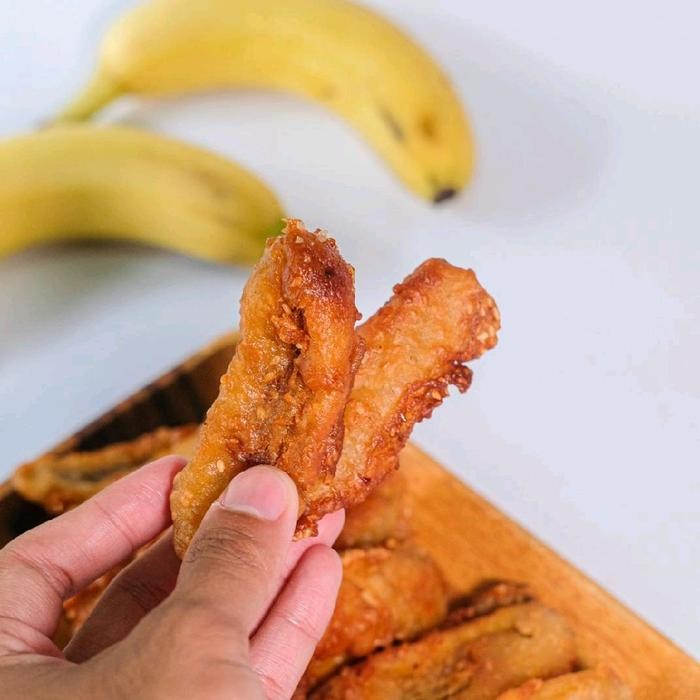 

Ger Pisang Kepok Wijen Frozen Homemade isi 15pcs - Praktis, Manis, dan Renyah
