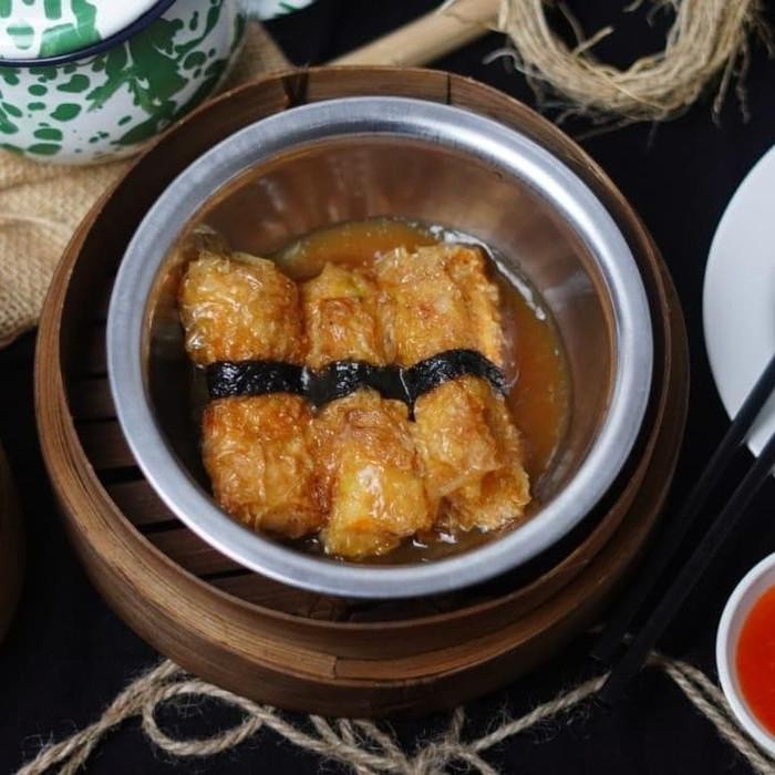 

Ger LUMPIA KULIT TAHU dimsum Halal grosir, favorit kafe resto