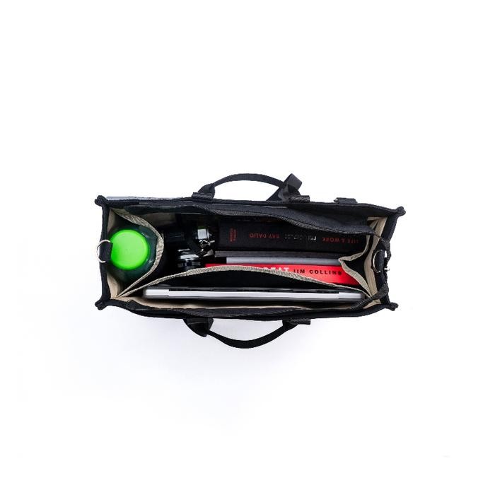 Catto Collection Totebag Grounds