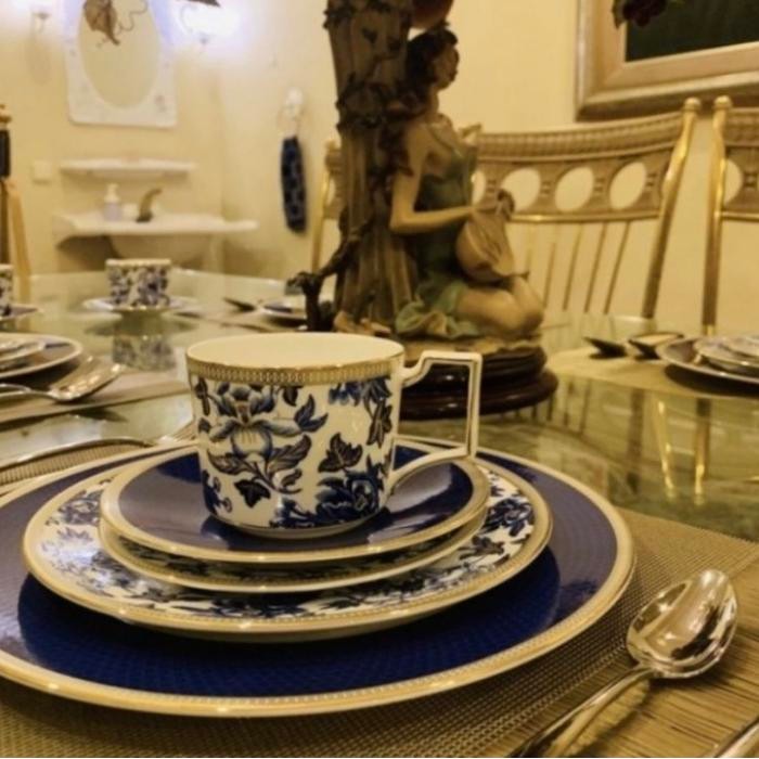 Dinner Set Wedgwood Hibiscuss / 5 Pcs Mewah Cantik