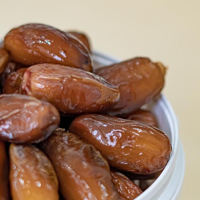 

New Kurma Tunisia Madu 850gr Ember Premium Kurma Arab
