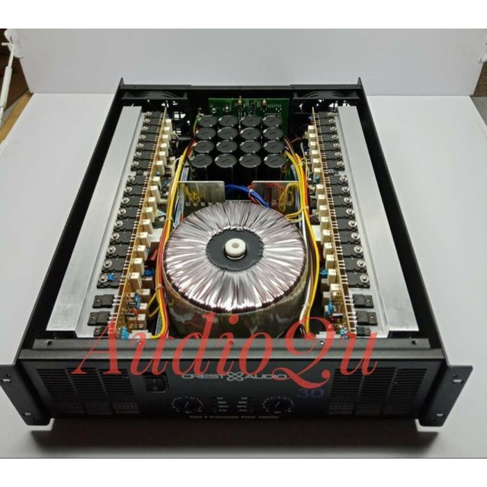 Power Amplifier Subwoofer Crest Audio CA 30/ CA30 *