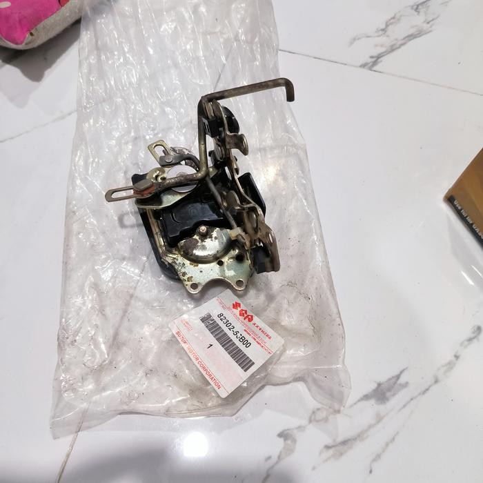 Doorlock Pintu Tengah Suzuki Vitara Escudo Sidekick Manual Asli Sgp