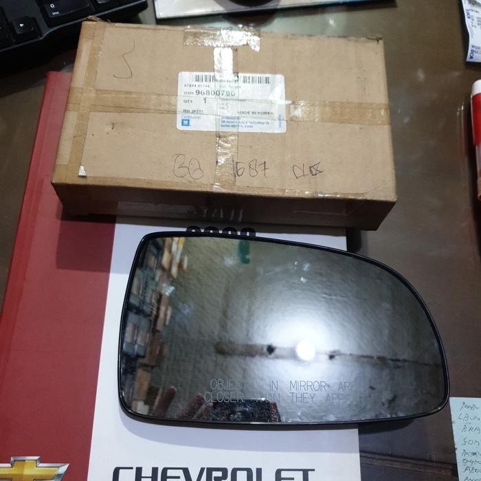 Kaca Spion Kanan Chevrolet Aveo 2008 96800790