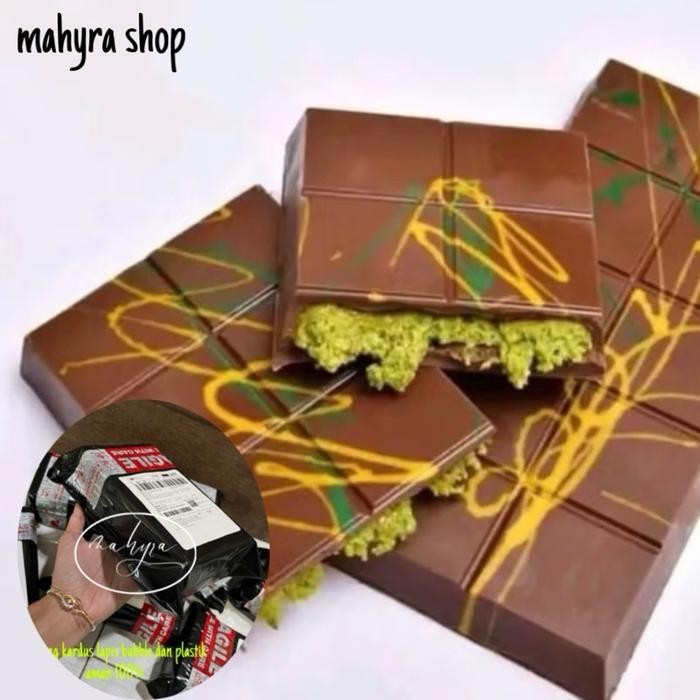 

Dessert Coklat Dubai "PISTACHIO KUNAFE" Berat 270 gr ,Size 16x8 cm ,Food Chocolate Crispy Cokelat