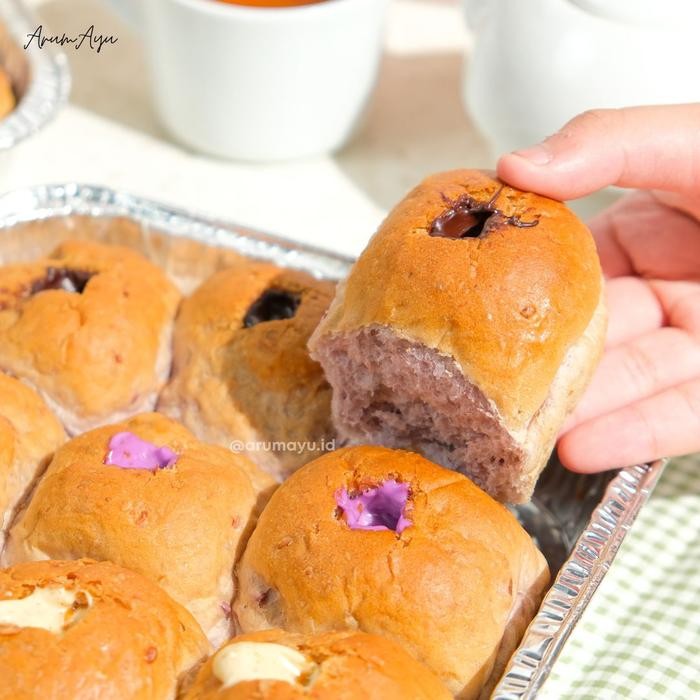 

VEGAN UBE BUNS!