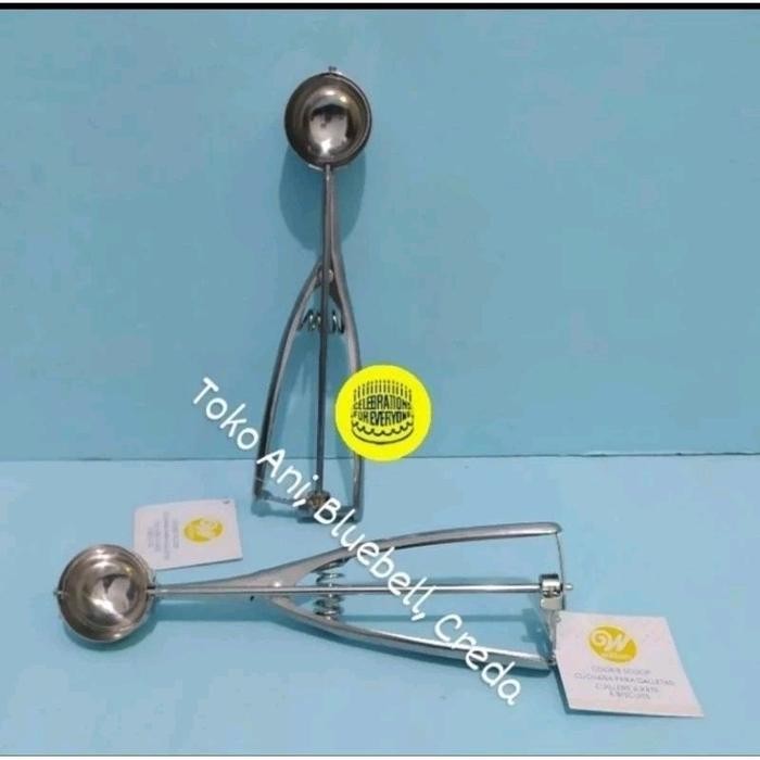 [Ready] Wilton Cookie Scoop / Ice Cream Scoop, 4Cm H 2.5Cm (