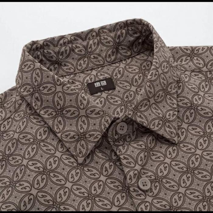 Batik motif uniqlo