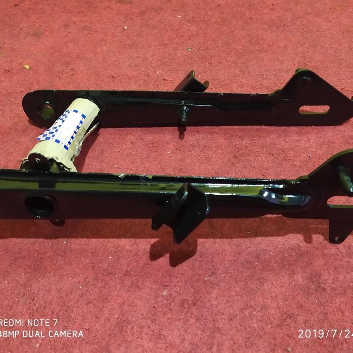 Swing arem belakang astrea prima star astrea 800 dan c70 shock panjang