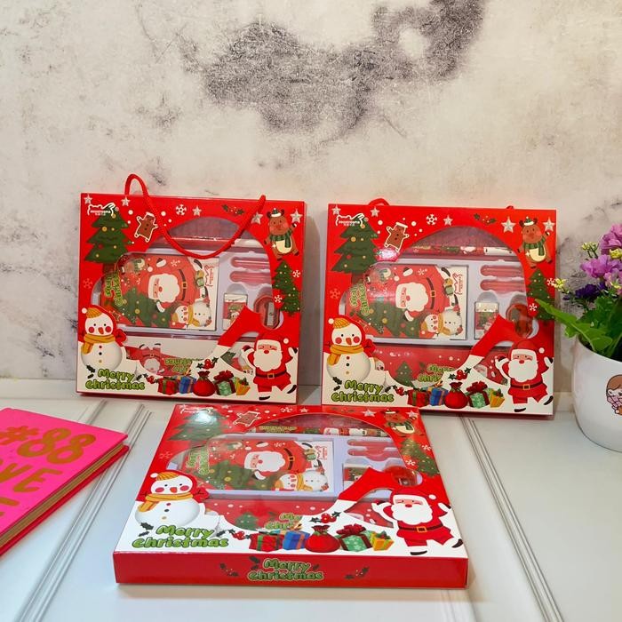 

Paket Natal 7 IN 1 Bertali Lengkap Alat Tulis Christmas Kado Natal Stationery