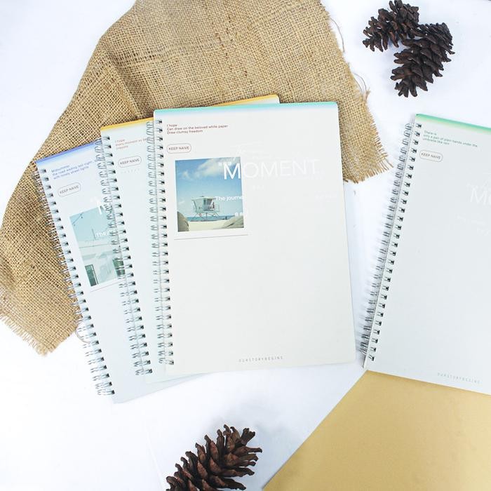 

Freeze Frame of Moment Spiral Ruled Notebook B5 - Buku Tulis B5