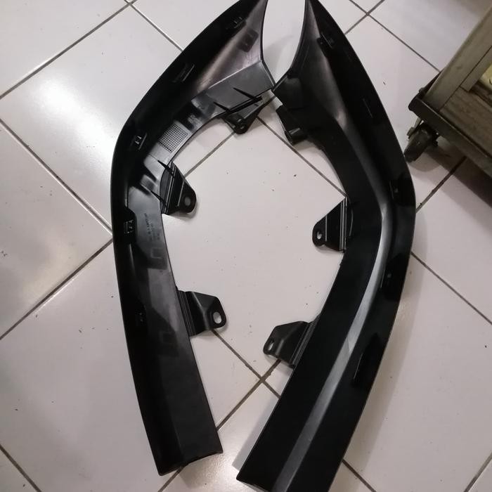 Bodykit Belakang Mobilio E