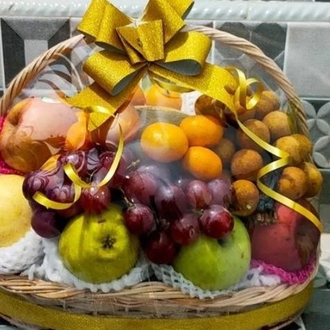 

PARCEL BUAH SEGARR, FRESH, UKURAN KERANJANG SEDANG. Gift