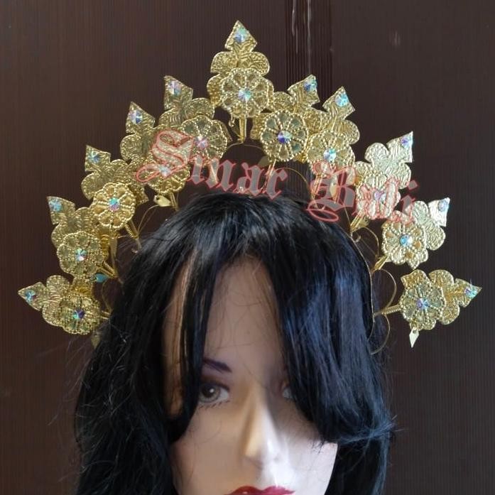 Perhiasan / Aceses Anting Kalung Gelang Mahkota Baju Adat Wanita Makasar / Bugis (1set)