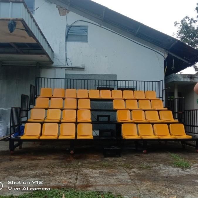 Kursi Tribun Penonton Teleskopik