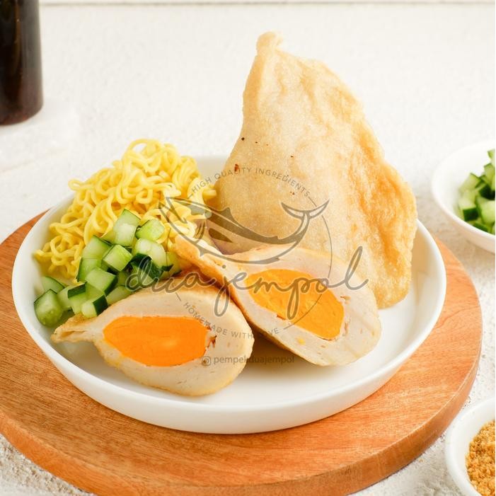 

Pempek Kapal Selam