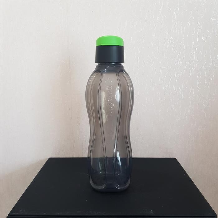 Tupperware Eco Man Black Only 750 ml Botol Minum Hitam Saja Satuan