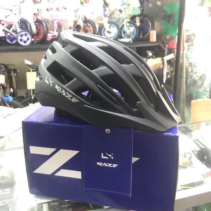 Helm sepeda Merk raze Warna hitam Lingkar kepala 57-61cm Size tertera M/L