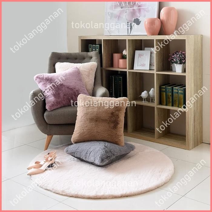 Karpet Rabbit Fur 120 Cm - Ungu