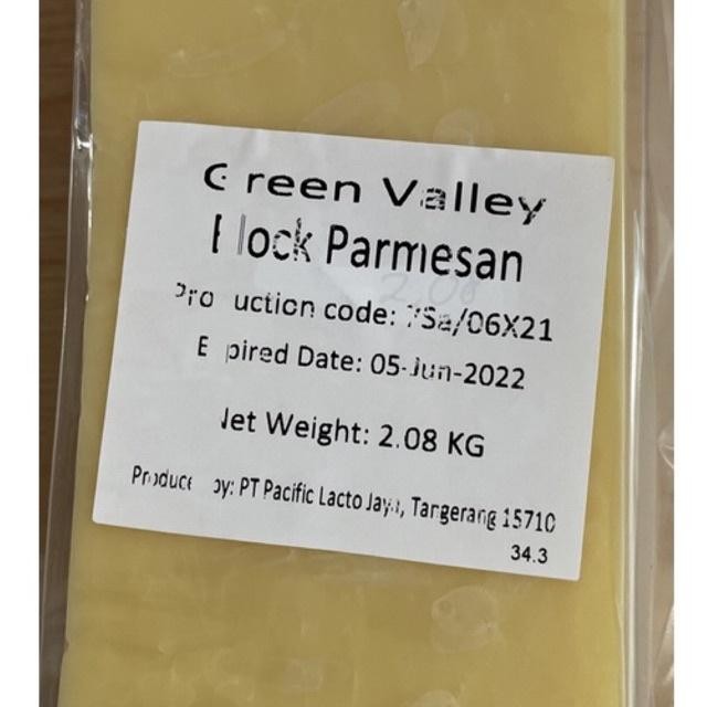 

(Expert) Green Valley Parmesan Blok / Keju Parmesan Cheese / Keju Parmesan Block
