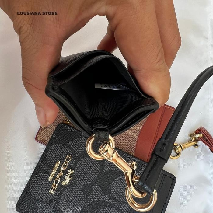 

Lanyard Id Coch Siganture Canvas Logo Embossed