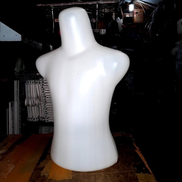 

Patung manekin badan anak