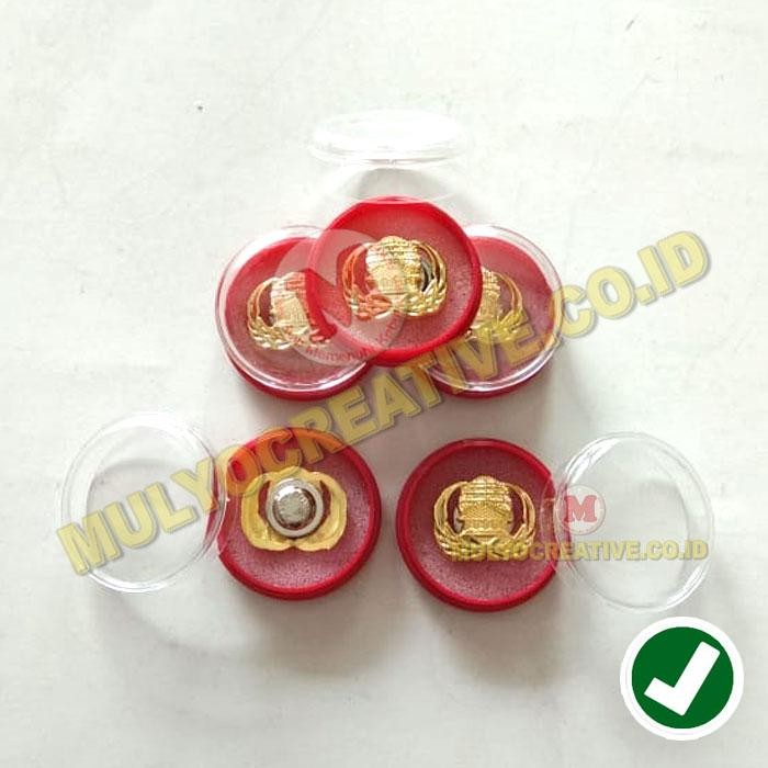 

Lencana Pin Dan Box Lencana Logo Korpri Pengait Magnet PREMIUM