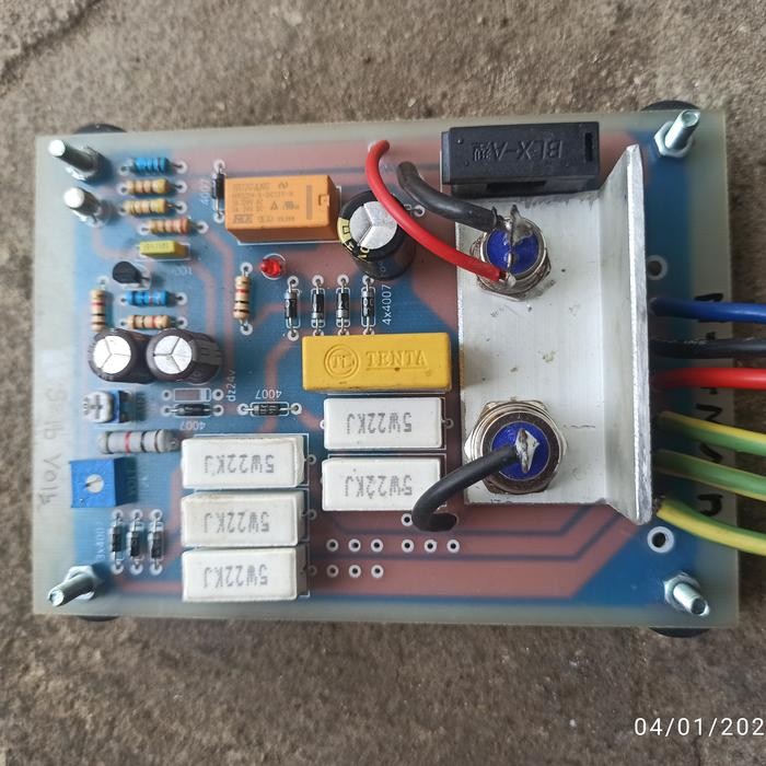 Terlaris Avr 50A Universal 3 Phase