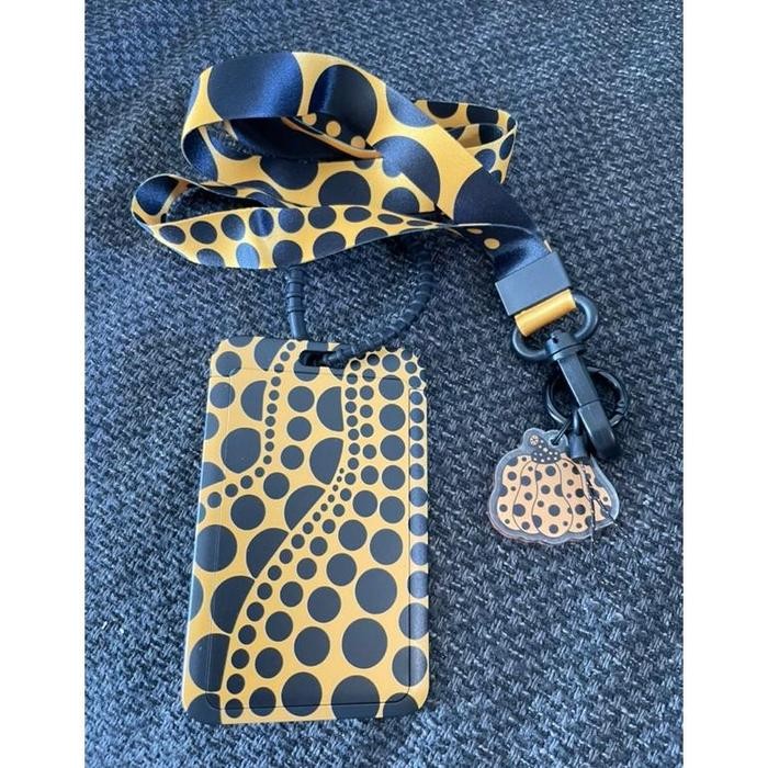 

Yayoi Kusama Lanyard Set