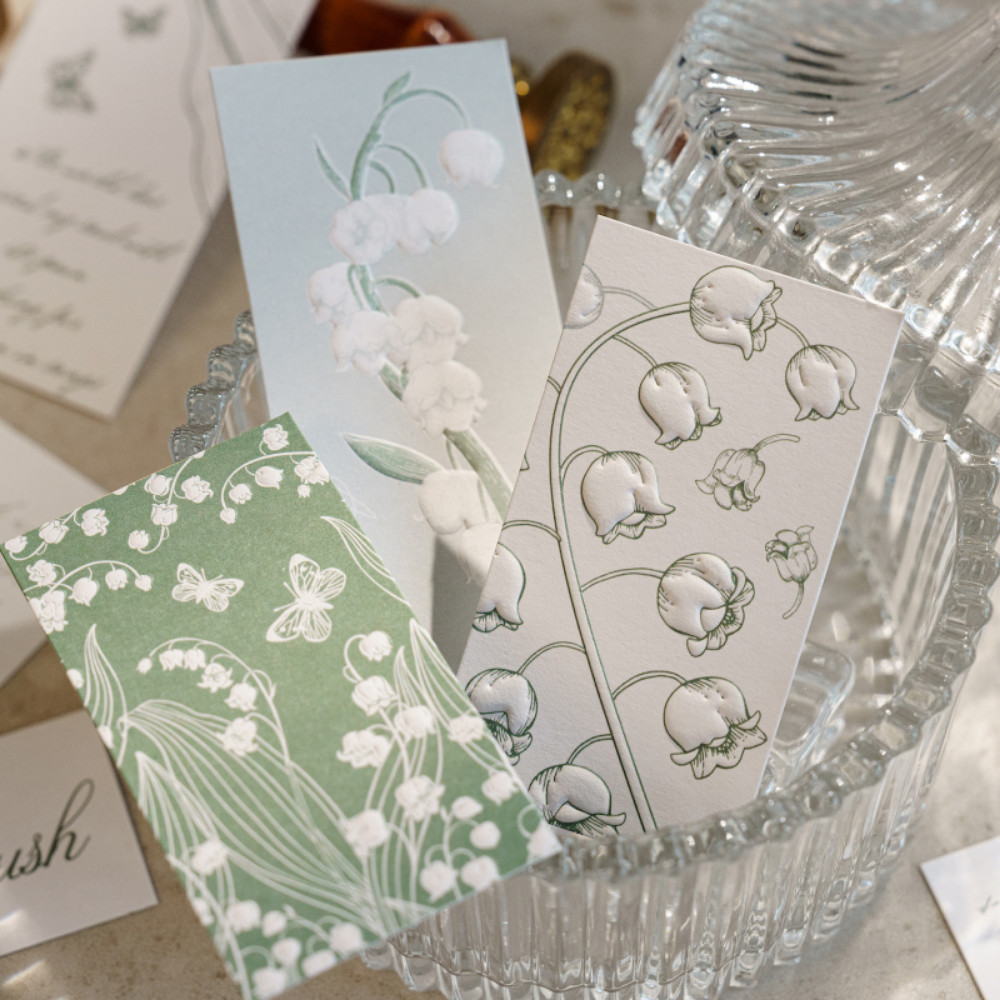 

20/60pcs/Box Relief Flowers Bookmark Fresh Literature and Art Style Journal Decoration