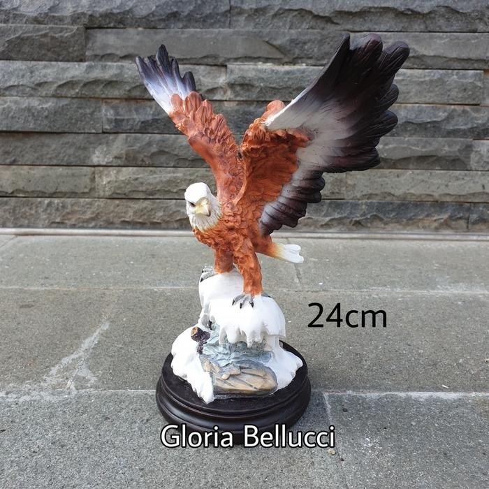 Patung Pajangn Burung Rajawali Elang