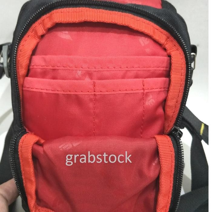 Rei Tas Selempang Pouch Plus Raincover Budapest 3
