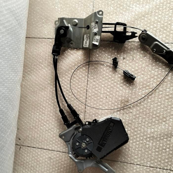 MOTOR SLIDING DOOR PINTU TENGAH TOYOTA SIENTA ORIGINAL