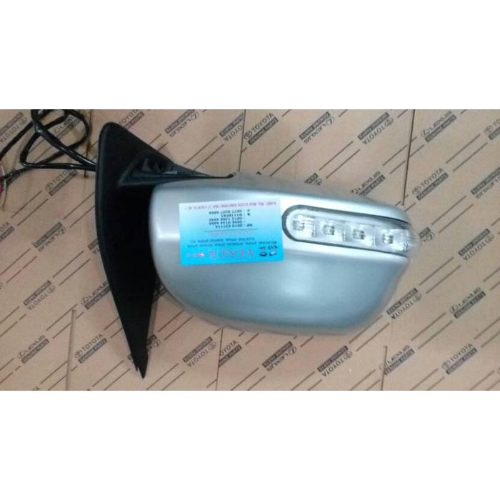 Spion Daihatsu Luxio Tipe M