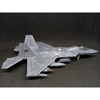 Miniatur Pesawat Jet Tempur IF-21 Boramae TNI AU Indonesia Skala 72 KF-21 Korea Academy