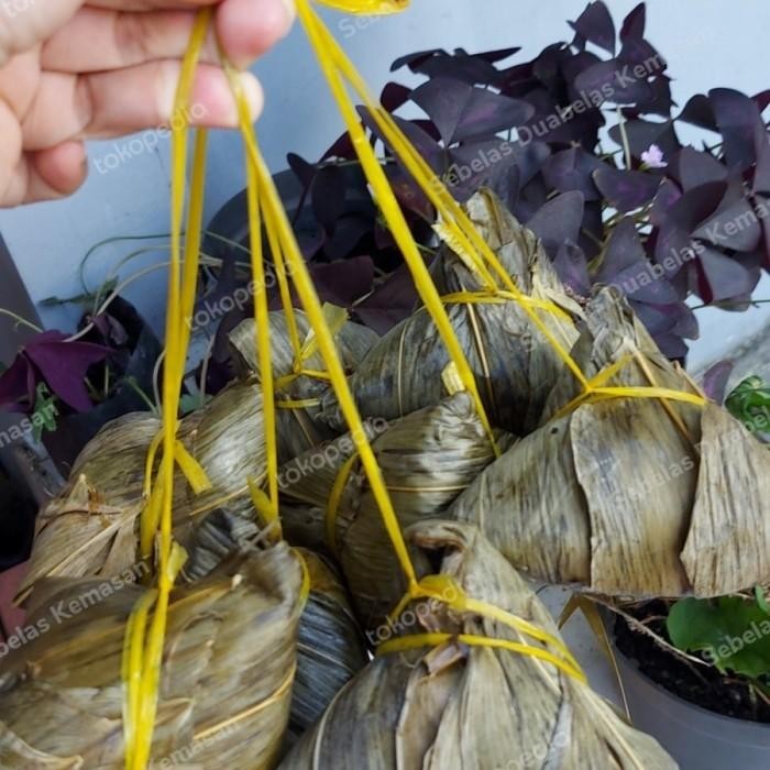 

(Allthebest) Bakcang Babi KHAS OLEH OLEH Surabaya uk besar wareg isi Telur