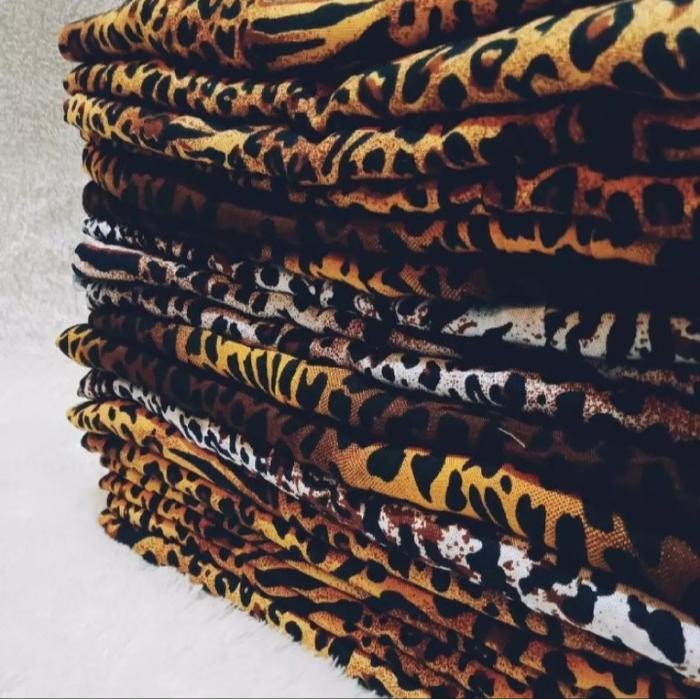 kain pantai macan atau loreng