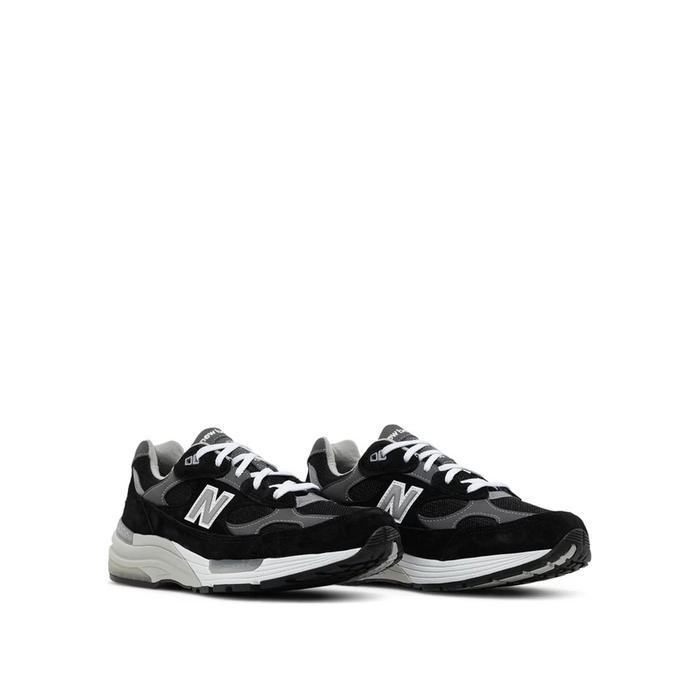 Sepatu Nb New Balance 992 Black & White