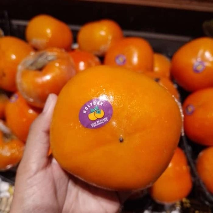 

SIAPKIRIM Buah persimmon manis fresh/Kesemek 1kg import new zealand ORIGINAL READY STOCK