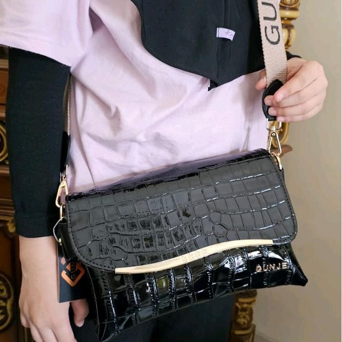 

DO907 Gunje_tas original selempang amplop besseler PROMO