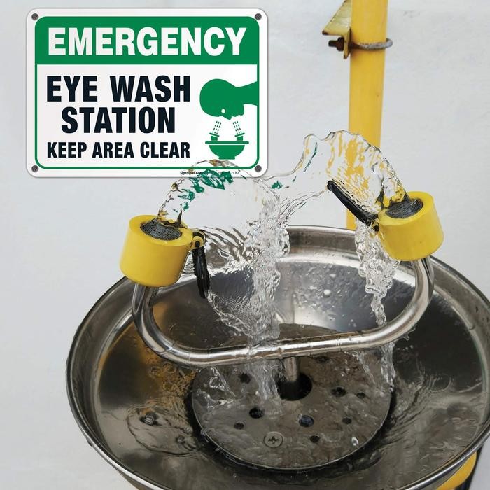 

SALE !!! EYE WASH STATION SIGNS, EMERGENCY SIGN KO READYY