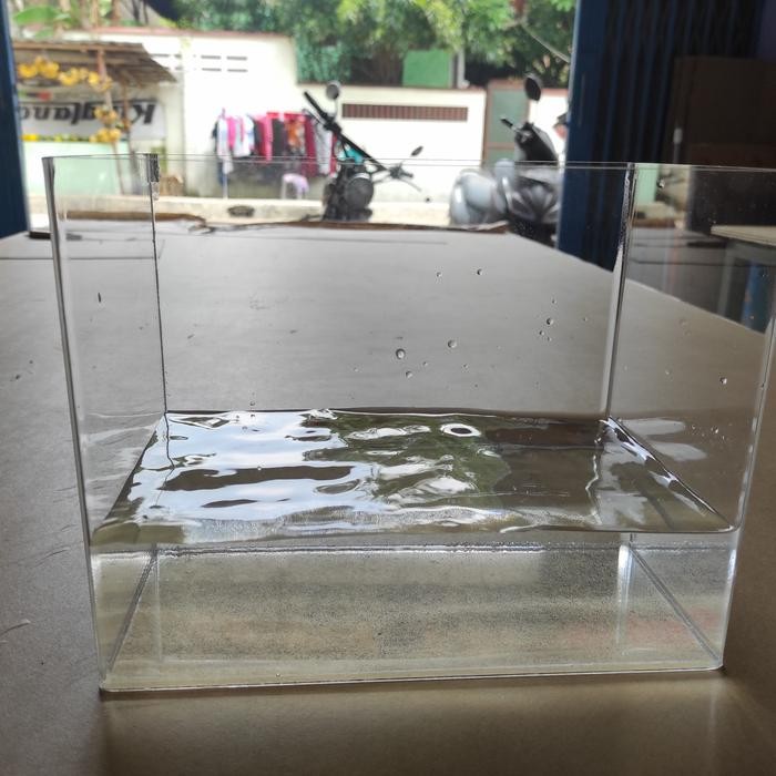 Aquarium Akrilik Ukuran P 50 X L 20 X T 25 Cm