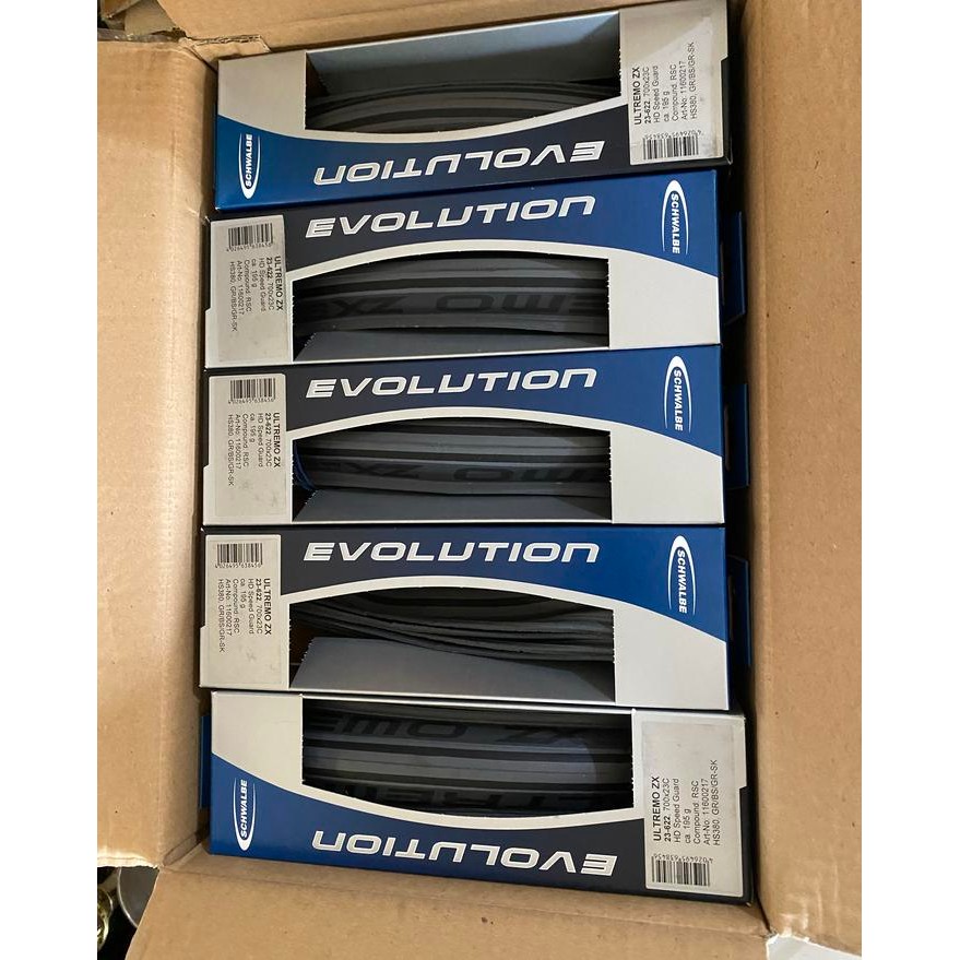 Best seller ban luar schwalbe ultremo ZX 700x23 Terlaris