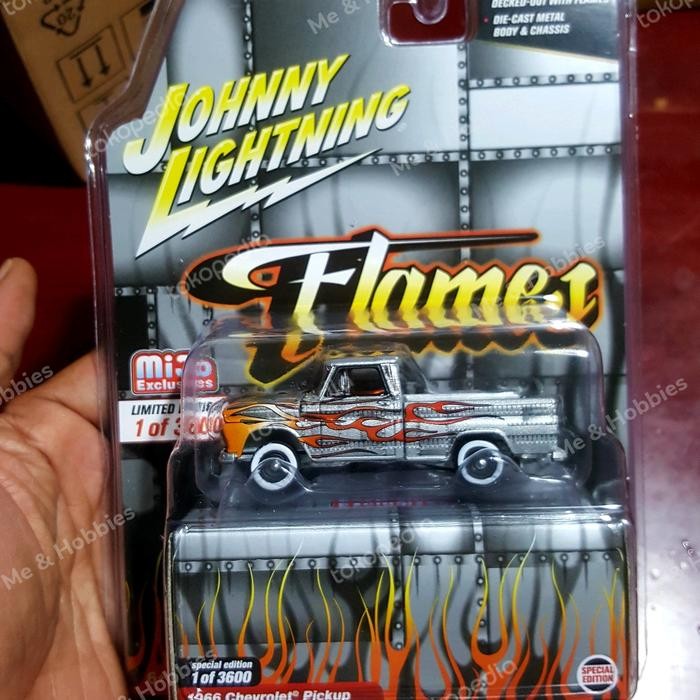 Johnny Lightning Flames1966 Chevrolet Pick up