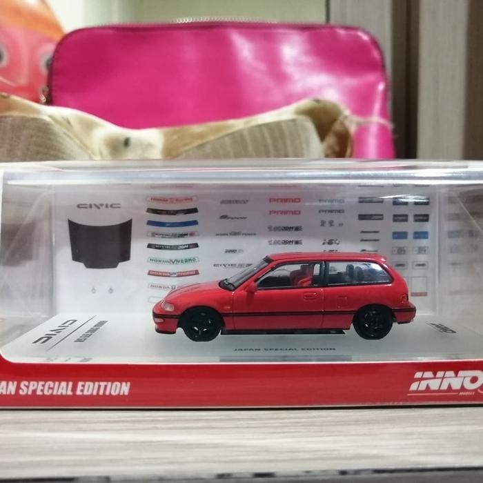 Inno 64 Honda Civic EF9 SiR Red Japan Special Edition