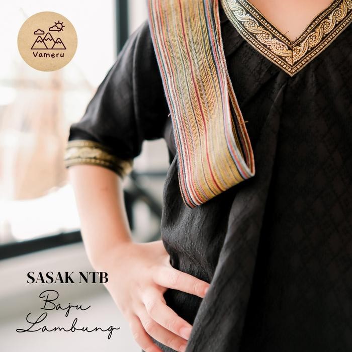 BAJU LAMBUNG ANAK SUKU SASAK NTB