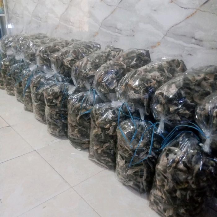 

Sale!! Keripik Kulit Ikan Patin Original 500 Gr.Kerupuk Kulit Ikan Patin,Gurih