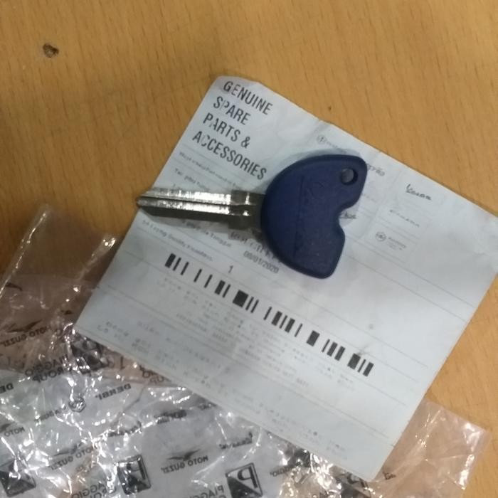 BLANK KEY KUNCI DUPLIKAT VESPA SPRINT, PRIMAVERA, GTS, LX , LIBERTY, S
